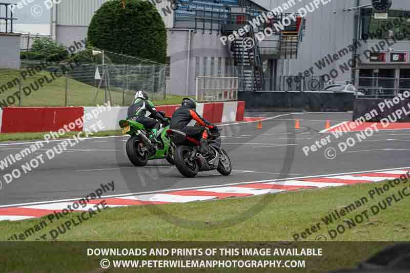 donington no limits trackday;donington park photographs;donington trackday photographs;no limits trackdays;peter wileman photography;trackday digital images;trackday photos